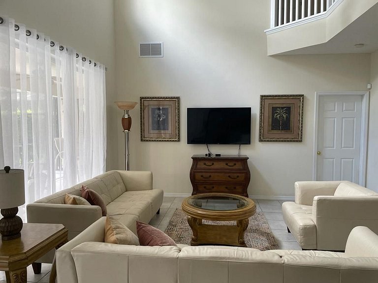 Emerald Island Resort w/ Pool & Game Room