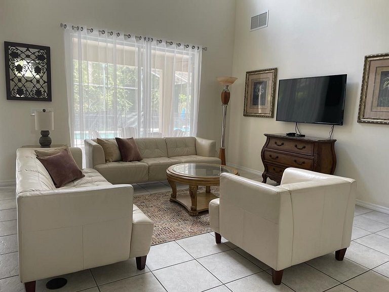 Emerald Island Resort w/ Pool & Game Room