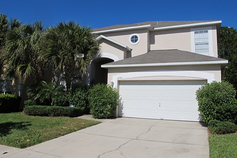Emerald Island Resort w/ Pool & Game Room