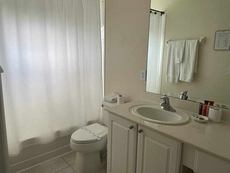 Emerald Island Resort w/ Pool & Game Room