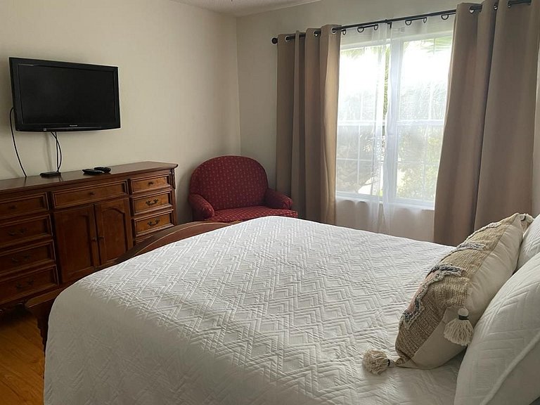 Emerald Island Resort w/ Pool & Game Room