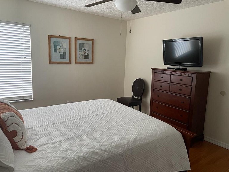 Emerald Island Resort w/ Pool & Game Room