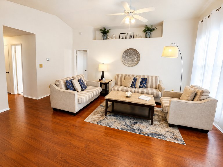 Center Located Short Term Vacation Disney Pool Home & malls