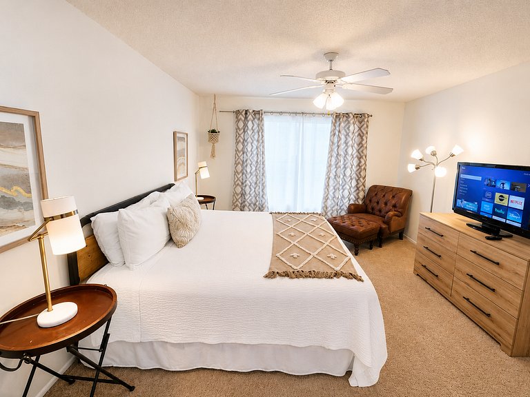 Center Located Short Term Vacation Disney Pool Home & malls