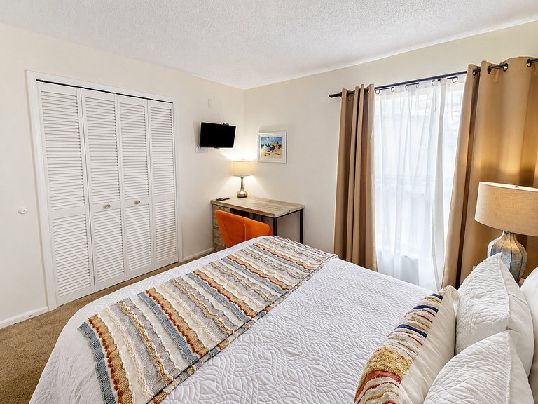 Center Located Short Term Vacation Disney Pool Home & malls