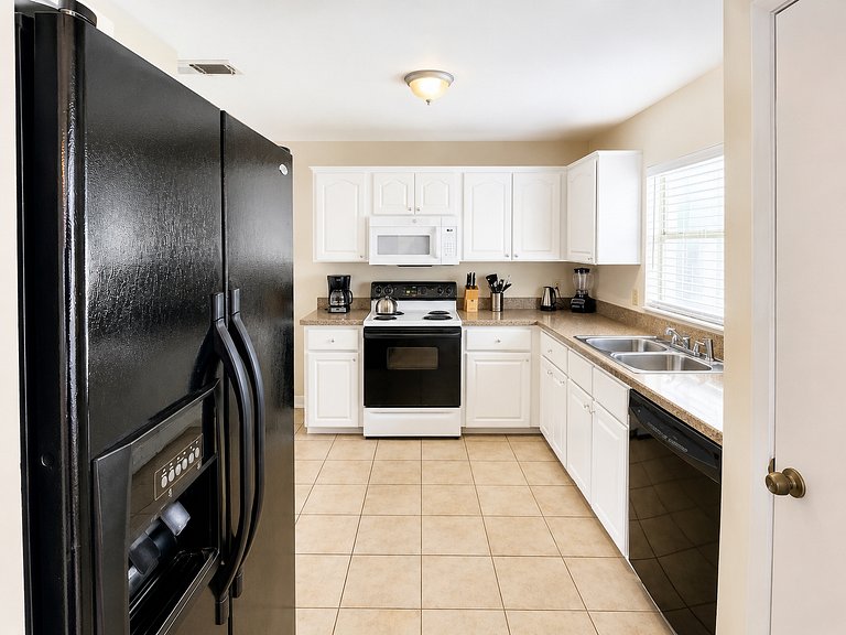 Center Located Short Term Vacation Disney Pool Home & malls