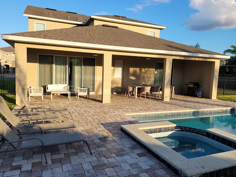 Champions Gate Short Term Vacation Rental Pool Disney Home
