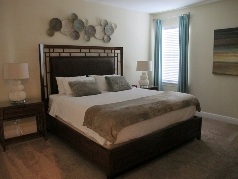 Luxury Pool Home Minutes to Disney