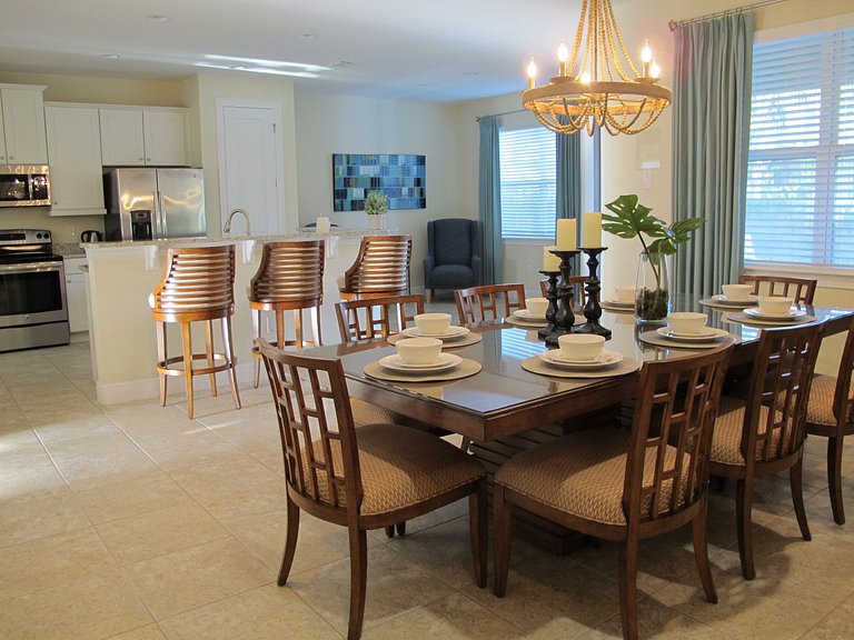 Luxury Pool Home Minutes to Disney