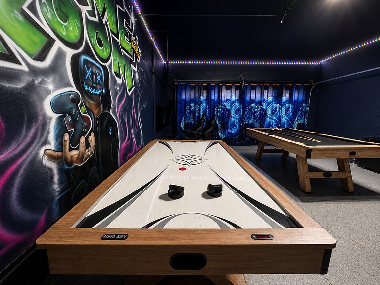 Private Pool & Spa | Game Room | Sleeps 13