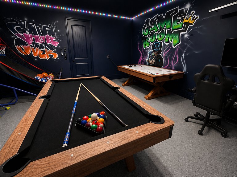 Private Pool & Spa | Game Room | Sleeps 13